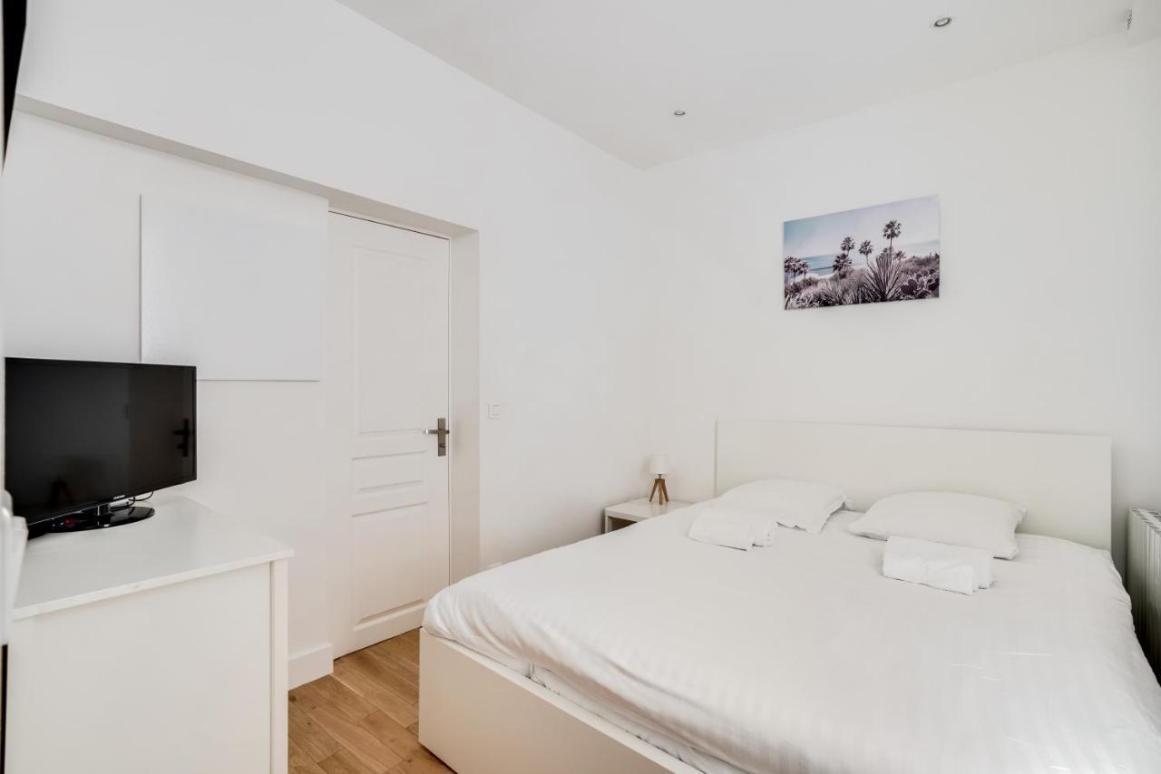 Apartment 3 People Close Eiffel Tower By Weekome Paris Luaran gambar